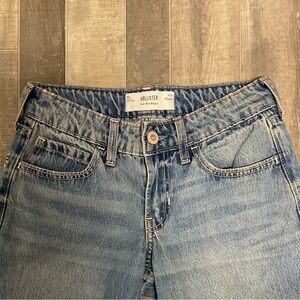 Hollister Women’s Low-Rise Baggy Jeans Light Wash Blue W24 Y2K